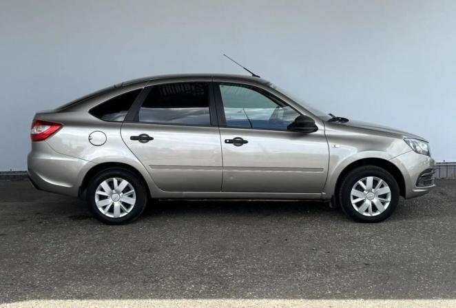 Lada (ВАЗ) Granta I Рестайлинг с пробегом 2019 года, цена 675 000 рублей, 65248 км, лифтбек, Автокод Объявления