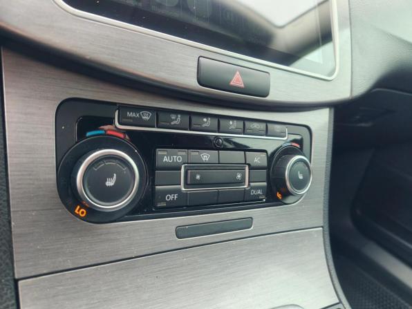 Volkswagen Passat B7 с пробегом 2011 года, цена 1 008 900 рублей, 257848 км, седан, Автокод Объявления