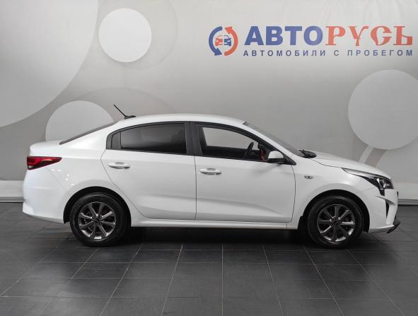 Kia Rio IV Рестайлинг с пробегом 2020 года, цена 1 575 000 рублей, 107195 км, седан, Автокод Объявления