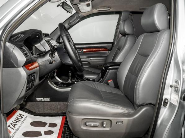 Toyota Land Cruiser Prado 120 Series с пробегом 2004 года, цена 1 995 000 рублей, 471651 км, внедорожник, Автокод Объявления