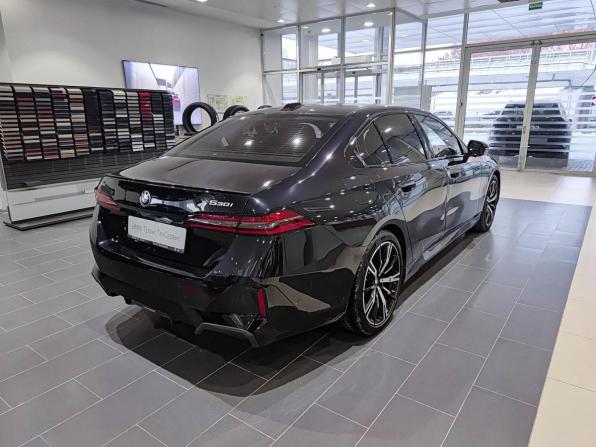 BMW 5 серии VIII (G60/G61/G68) с пробегом 2024 года, цена 9 200 000 рублей, 6623 км, седан, Автокод Объявления