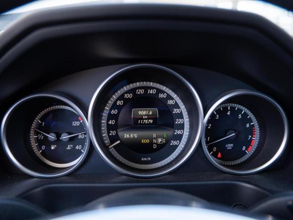 Mercedes-Benz E-Класс IV (W212 S212 C207) Рестайлинг с пробегом 2014 года, цена 2 480 000 рублей, 117579 км, седан, Автокод Объявления
