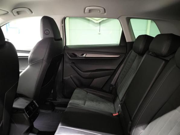 Skoda Karoq I с пробегом 2019 года, цена 2 199 000 рублей, 41160 км, внедорожник, Автокод Объявления