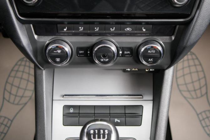 Skoda Octavia III (A7) с пробегом 2014 года, цена 959 000 рублей, 226000 км, лифтбек, Автокод Объявления