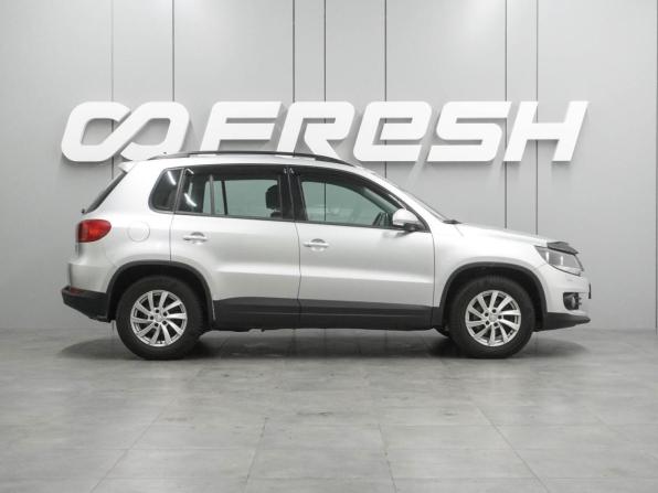 Volkswagen Tiguan I Рестайлинг с пробегом 2011 года, цена 999 000 рублей, 284297 км, внедорожник, Автокод Объявления