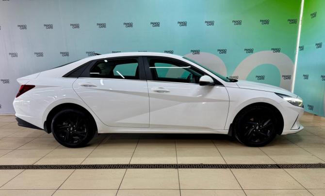 Hyundai Elantra VII (CN7) с пробегом 2021 года, цена 1 780 000 рублей, 56228 км, седан, Автокод Объявления