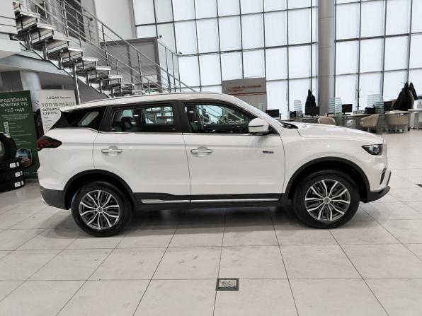 Geely Atlas Pro с пробегом 2023 года, цена 1 880 000 рублей, 44437 км, внедорожник, Автокод Объявления