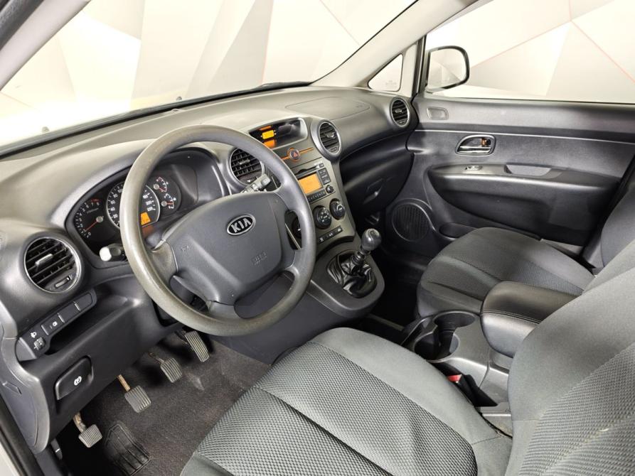 Kia Carens II (UN) Москва  - изображение 18