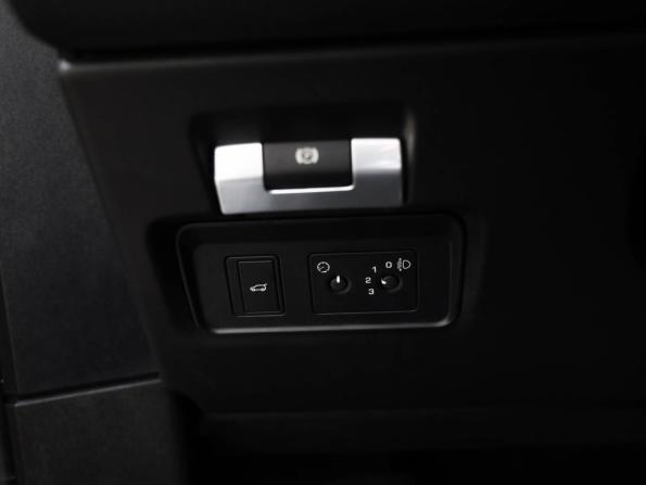 Land Rover Range Rover Evoque II с пробегом 2020 года, цена 3 399 000 рублей, 73133 км, внедорожник, Автокод Объявления