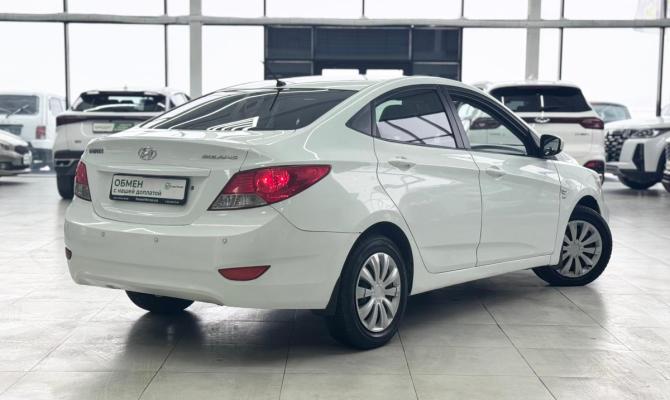 Hyundai Solaris I с пробегом 2011 года, цена 639 000 рублей, 283500 км, седан, Автокод Объявления