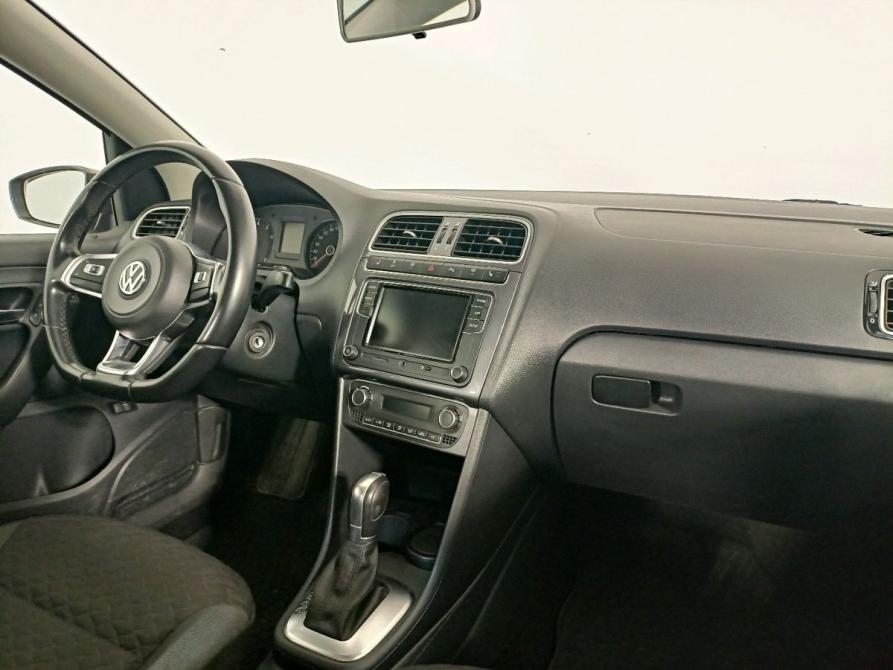 Volkswagen Polo V Рестайлинг Архангельск  - изображение 13