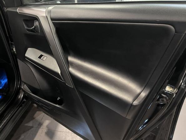 Toyota RAV4 IV (XA40) Рестайлинг с пробегом 2019 года, цена 2 600 000 рублей, 128000 км, внедорожник, Автокод Объявления