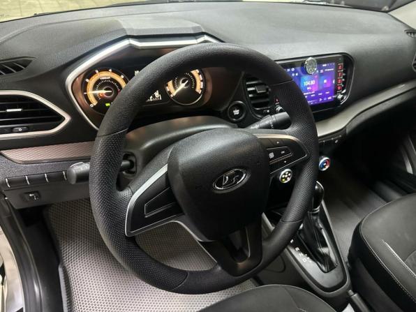 Lada (ВАЗ) Vesta I Рестайлинг (NG) с пробегом 2024 года, цена 1 380 000 рублей, 8638 км, седан, Автокод Объявления