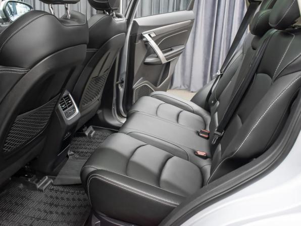 Geely Atlas Pro с пробегом 2022 года, цена 1 898 000 рублей, 63223 км, внедорожник, Автокод Объявления