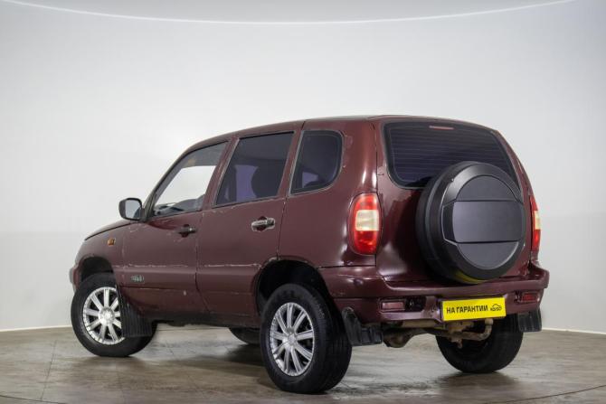 Chevrolet Niva I с пробегом 2004 года, цена 319 000 рублей, 181466 км, внедорожник, Автокод Объявления