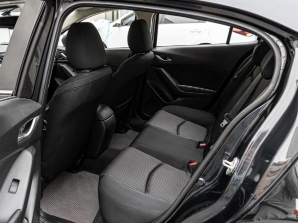 Mazda 3 III (BM) с пробегом 2014 года, цена 1 120 000 рублей, 119546 км, хэтчбек, Автокод Объявления