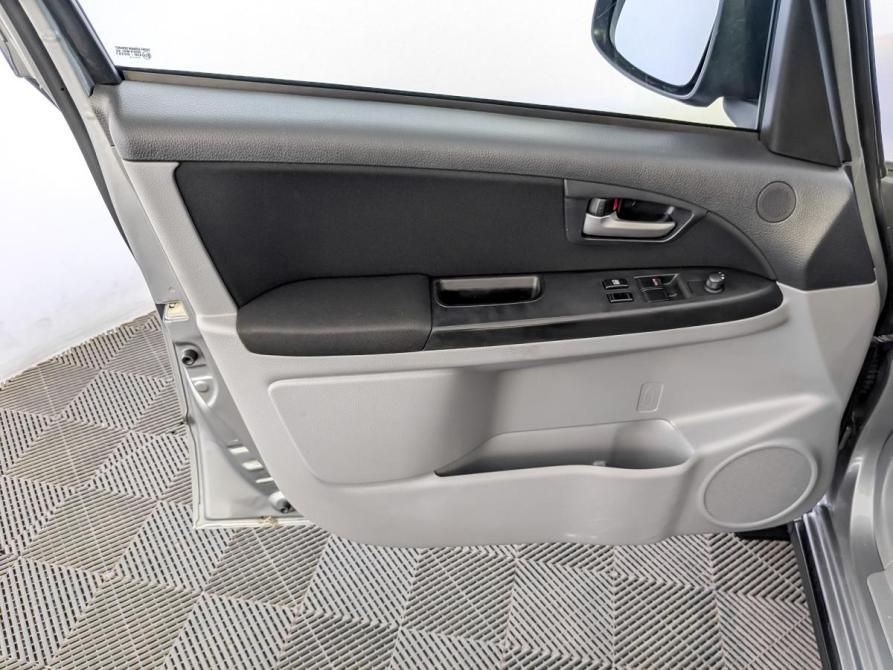Suzuki SX4 I (Classic) Рестайлинг Москва  - изображение 19