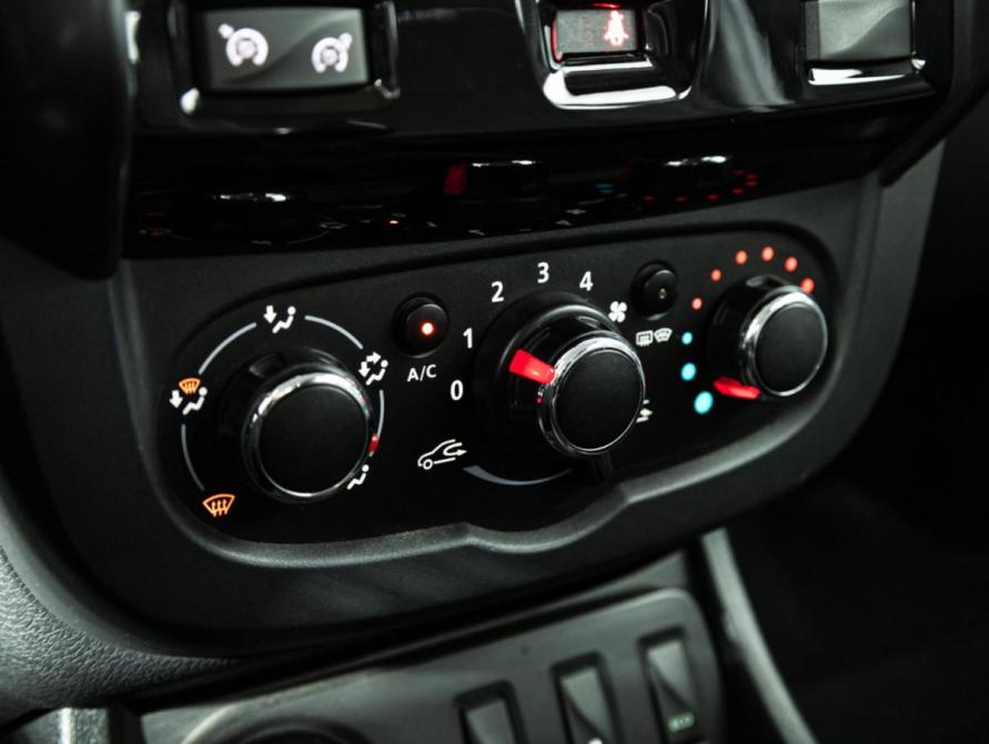 Renault Duster I Рестайлинг Санкт-Петербург  - изображение 16