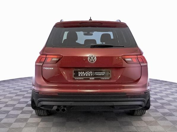 Volkswagen Tiguan II с пробегом 2018 года, цена 2 650 000 рублей, 40235 км, внедорожник, Автокод Объявления
