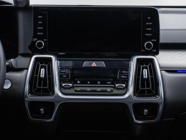 Kia Sorento IV с пробегом 2022 года, цена 4 380 000 рублей, 51661 км, внедорожник, Автокод Объявления