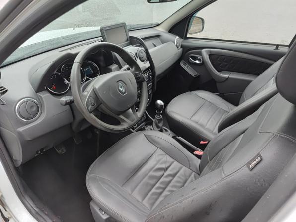 Renault Duster I Рестайлинг с пробегом 2015 года, цена 1 105 000 рублей, 116500 км, внедорожник, Автокод Объявления