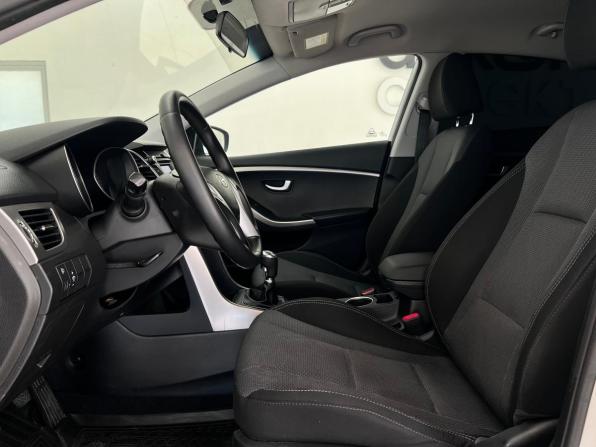 Hyundai i30 II с пробегом 2014 года, цена 979 000 рублей, 165447 км, хэтчбек, Автокод Объявления