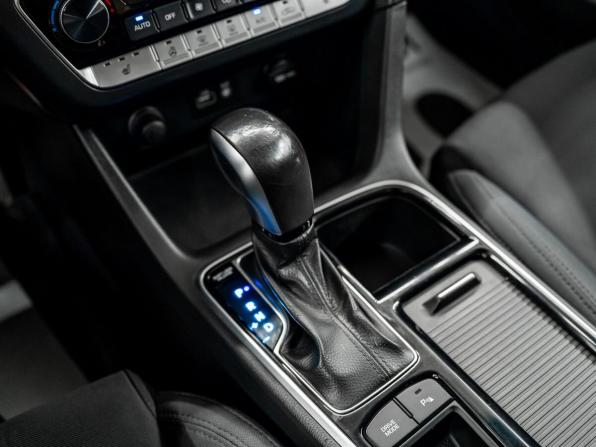 Hyundai Sonata VII (LF) Рестайлинг с пробегом 2017 года, цена 1 700 000 рублей, 125890 км, седан, Автокод Объявления