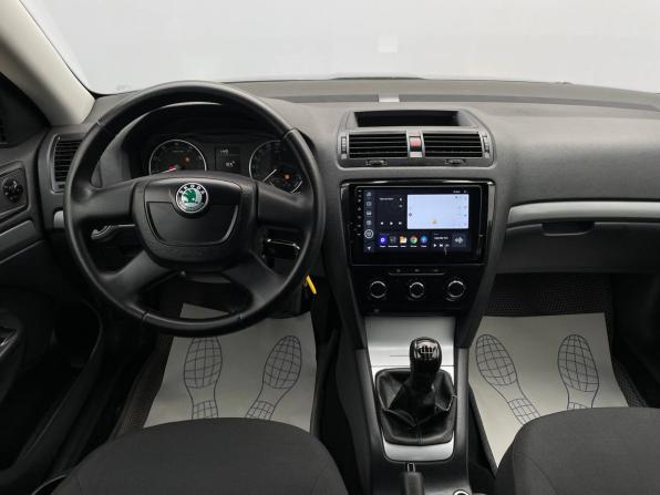 Skoda Octavia II (A5) Рестайлинг с пробегом 2011 года, цена 585 000 рублей, 265655 км, лифтбек, Автокод Объявления