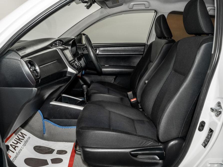 Toyota Corolla XI (E160 E170 E180) Рестайлинг 1 Иркутск  - изображение 6