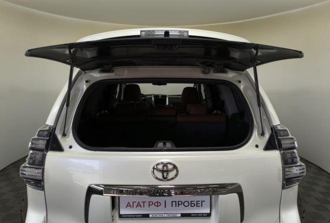 Toyota Land Cruiser Prado 150 Series с пробегом 2010 года, цена 2 520 000 рублей, 211369 км, внедорожник, Автокод Объявления