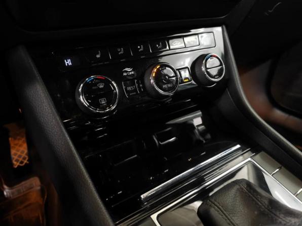 Skoda Superb III с пробегом 2018 года, цена 1 773 750 рублей, 159992 км, лифтбек, Автокод Объявления