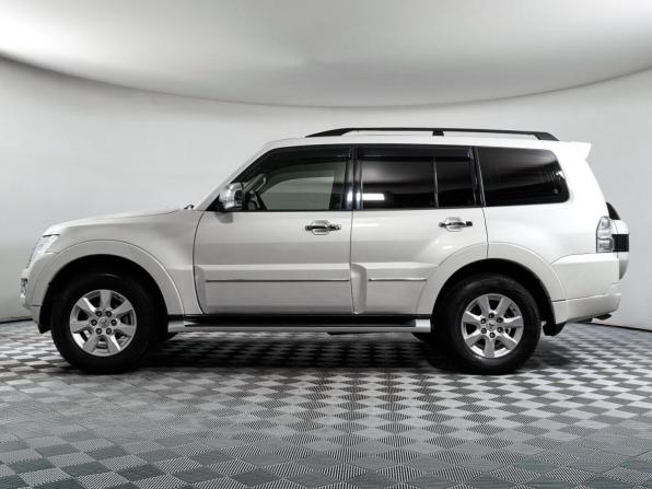Mitsubishi Pajero IV Рестайлинг 2 с пробегом 2021 года, цена 3 835 000 рублей, 39893 км, внедорожник, Автокод Объявления