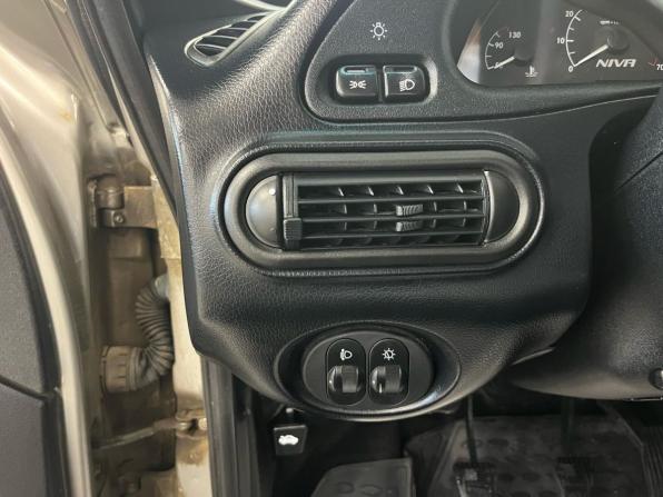 Chevrolet Niva I Рестайлинг с пробегом 2020 года, цена 629 000 рублей, 182037 км, внедорожник, Автокод Объявления