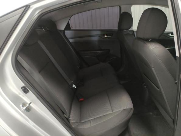 Hyundai Solaris II с пробегом 2018 года, цена 1 230 000 рублей, 120125 км, седан, Автокод Объявления