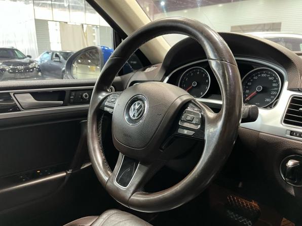 Volkswagen Touareg II Рестайлинг с пробегом 2016 года, цена 2 440 000 рублей, 207520 км, внедорожник, Автокод Объявления