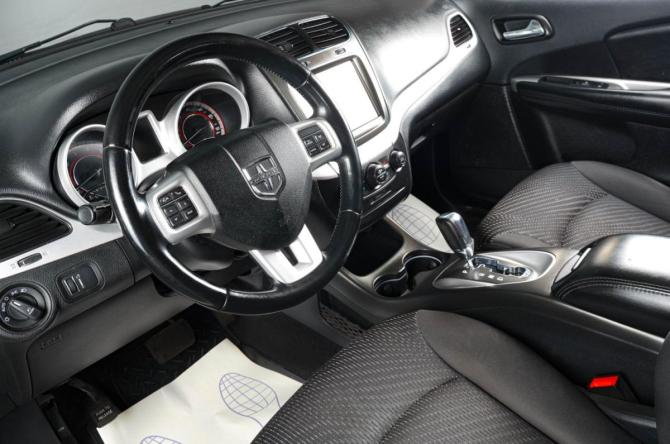 Dodge Journey I Рестайлинг с пробегом 2017 года, цена 1 369 000 рублей, 283000 км, внедорожник, Автокод Объявления