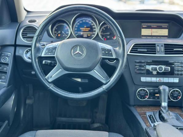 Mercedes-Benz C-Класс III (W204) Рестайлинг с пробегом 2013 года, цена 1 600 000 рублей, 167000 км, седан, Автокод Объявления