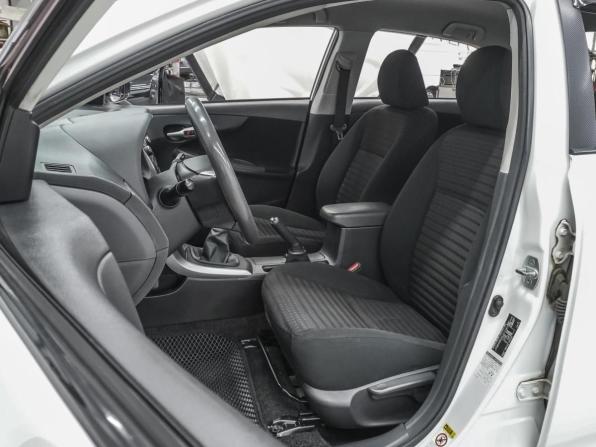 Toyota Corolla X (E140 E150) Рестайлинг с пробегом 2012 года, цена 760 000 рублей, 217200 км, седан, Автокод Объявления