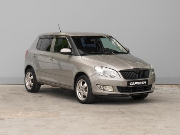 Skoda Fabia II Рестайлинг с пробегом 2011 года, цена 619 000 рублей, 302676 км, хэтчбек, Автокод Объявления