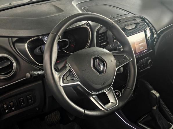 Renault Kaptur I Рестайлинг с пробегом 2021 года, цена 1 675 000 рублей, 48149 км, внедорожник, Автокод Объявления