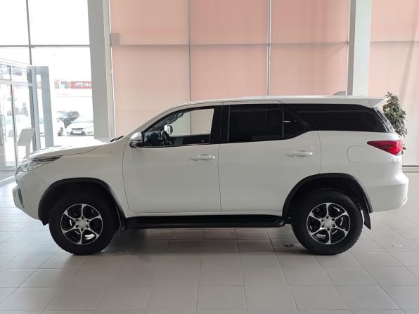 Toyota Fortuner II с пробегом 2020 года, цена 3 549 000 рублей, 61000 км, внедорожник, Автокод Объявления