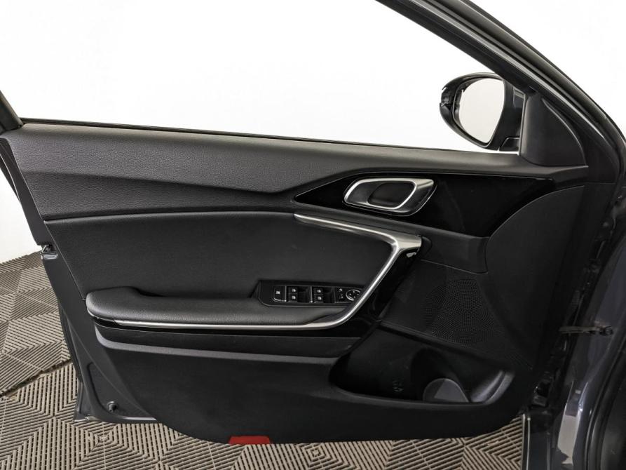 Kia Ceed III Санкт-Петербург  - изображение 19