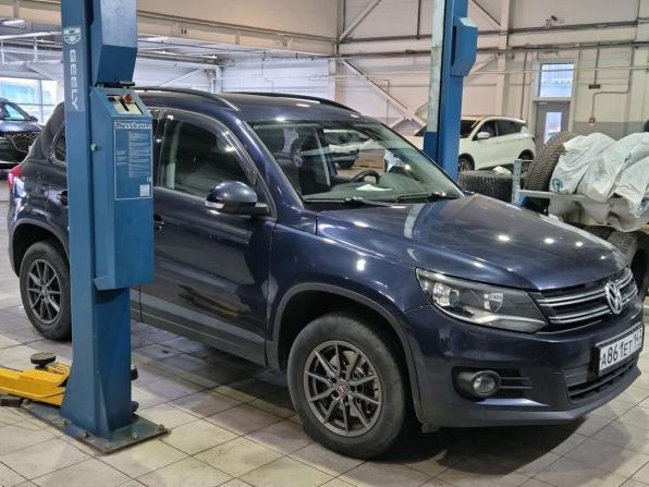 Volkswagen Tiguan I Рестайлинг с пробегом 2013 года, цена 999 000 рублей, 140773 км, внедорожник, Автокод Объявления