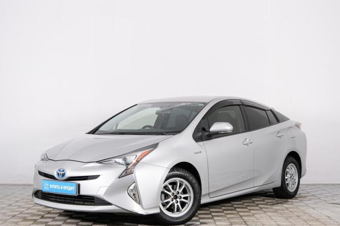 Toyota Prius IV (XW50) с пробегом 2018 года, цена 1 699 000 рублей, 171700 км, лифтбек, Автокод Объявления