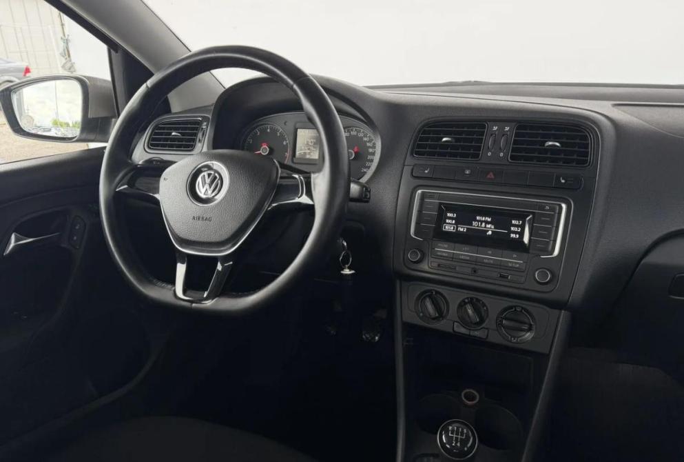 Volkswagen Polo V Рестайлинг Киров  - изображение 13