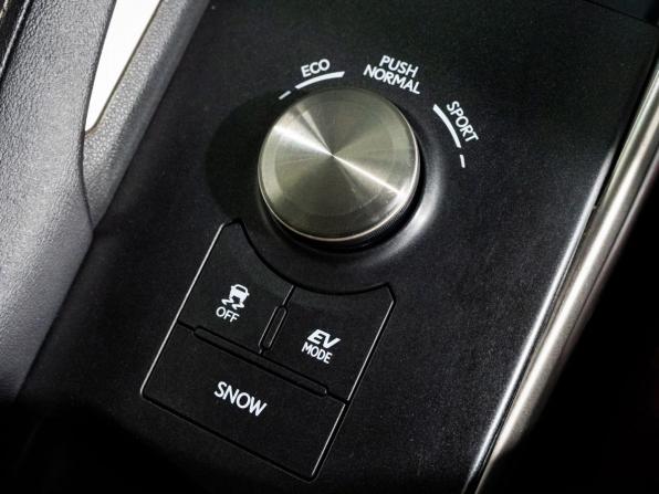 Lexus IS III Рестайлинг с пробегом 2016 года, цена 2 499 500 рублей, 204404 км, седан, Автокод Объявления