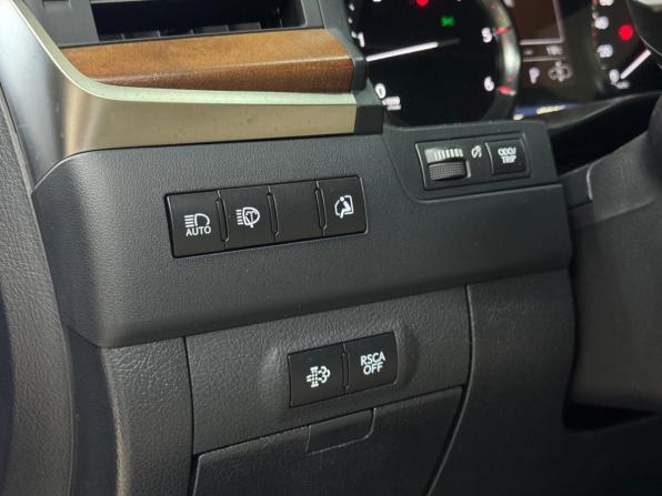 Lexus LX III Рестайлинг 2 с пробегом 2016 года, цена 6 970 000 рублей, 199755 км, внедорожник, Автокод Объявления