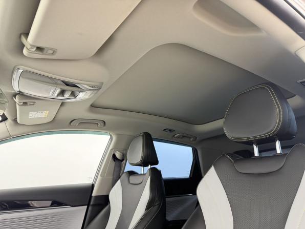 Geely Coolray I Рестайлинг с пробегом 2023 года, цена 2 100 000 рублей, 28853 км, внедорожник, Автокод Объявления