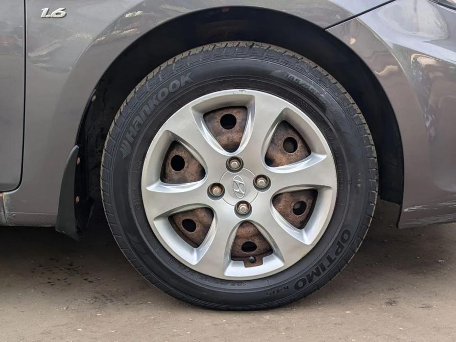 Hyundai Solaris I Москва  - изображение 15