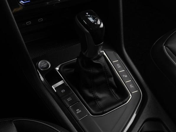 Volkswagen Tiguan II Рестайлинг с пробегом 2021 года, цена 3 449 000 рублей, 87772 км, внедорожник, Автокод Объявления